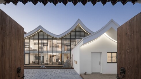 CreatAR Photographs a Reborn Ancestral Home in Taizhou