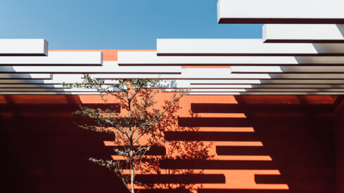 The  Aphoristic Pursuit Of Architecture  And Photography With Ishita Sitwala