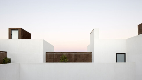 Annika Feuss Shows Off A Perfect Vacation Villa in the Portuguese Countryside