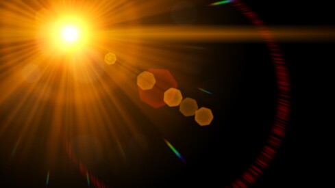 The Simple Way I Deal with Sun Flare Using Canon’s 17mm Tilt-Shift Lens