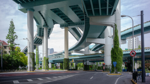 Runzi Zhu Offers Up A Glimpse Inside A Deserted Shanghai During its Ongoing COVID Lockdown