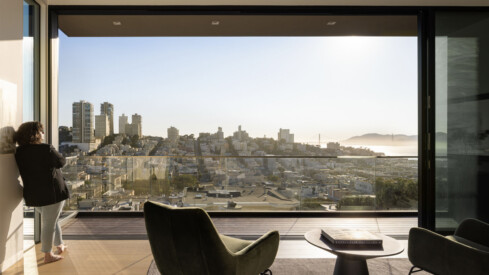 Steven Magner Photographs the Controversial Yet Beautiful 119 Telegraph Building