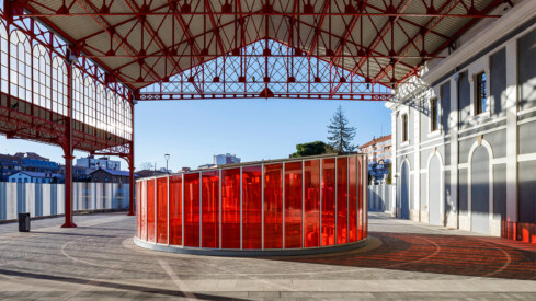 Álex Fernández-Llamazares Shares His Experience Photographing the Estación AVE León in Spain